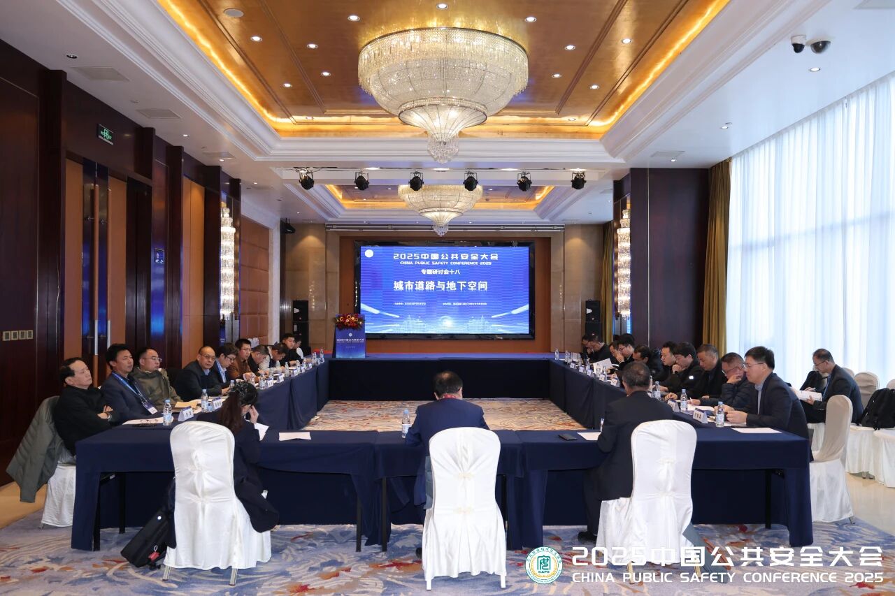 081c3da4117ab3d90f3fb0ae4d533cdb.jpg 081c3da4117ab3d90f3fb0ae4d533cdb.jpg